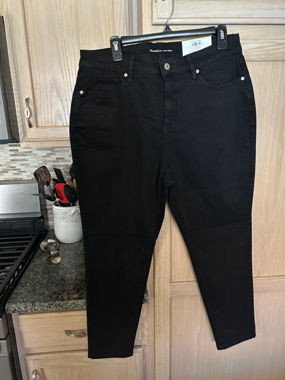 Style&Co curvy skinny mid rise black skinny jeans